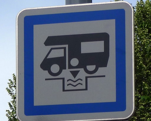 Panneau d'aire de service pour la vidange des camping-cars