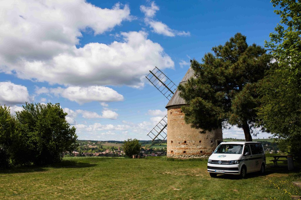 moulin-ariege-prairie