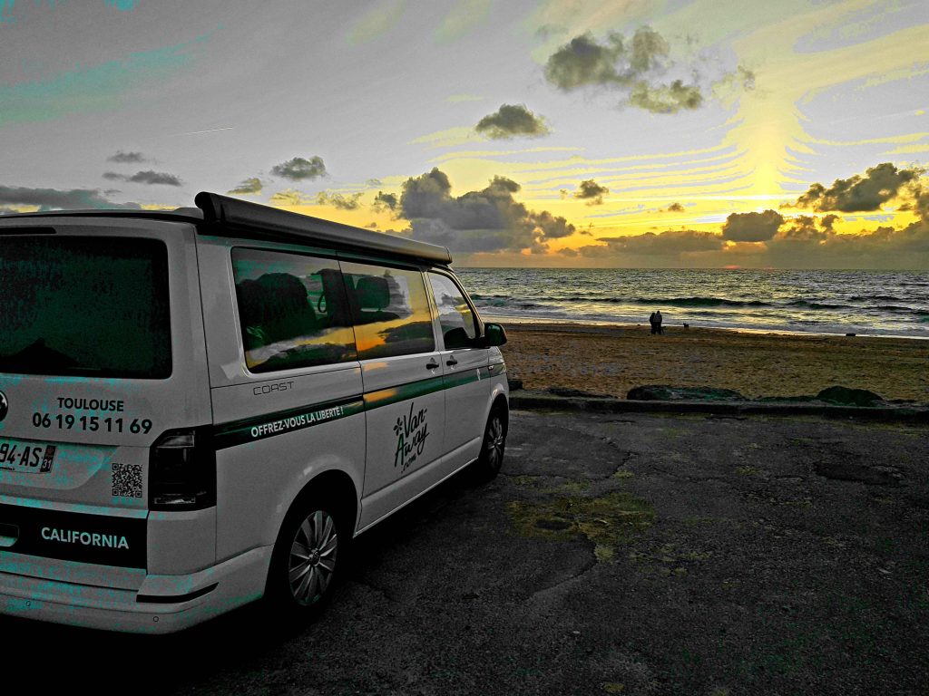 van mer nuage crepuscule