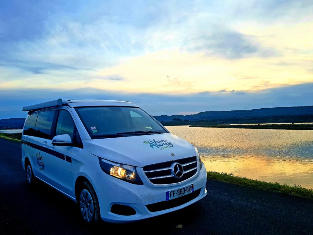 fourgon amenage gruissan pyrenees orientales