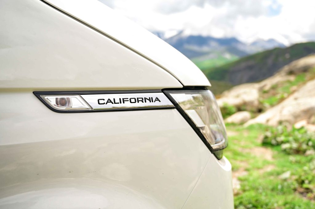 phare volkswagen california pyrenees spot