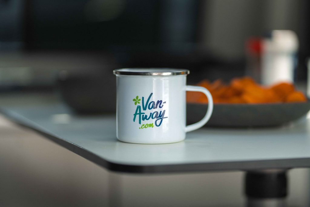 tasse van away interieur