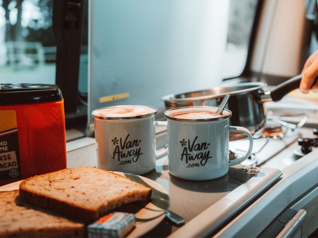 tasses van away tartines duo amoureux
